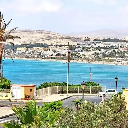 Apartment Flat Blue Ocean, Beachfront, Sea View, 1 Bedroom, Livingroom, Fast Internet