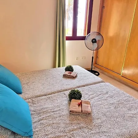 Flat Blue Ocean, Beachfront, Sea View, 1 Bedroom, Livingroom, Fast Internet Costa Calma