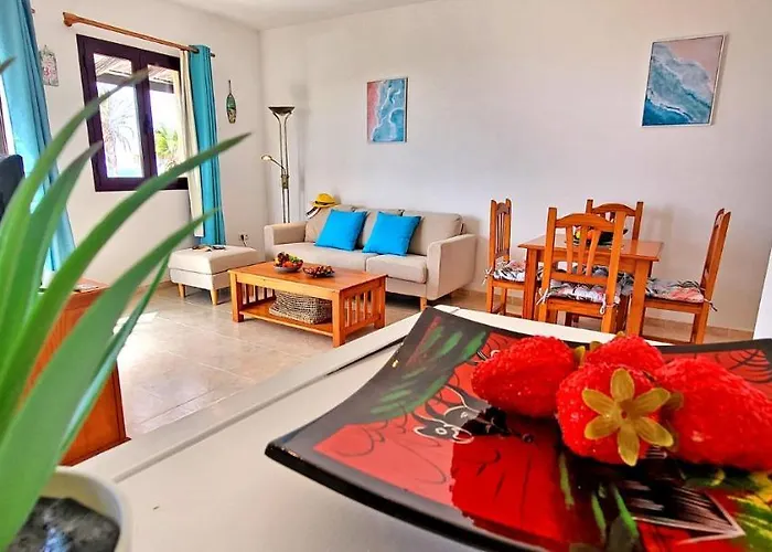 Flat Blue Ocean, Beachfront, Sea View, 1 Bedroom, Livingroom, Fast Internet * Costa Calma