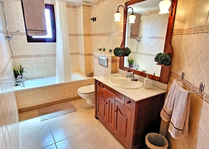 Flat Blue Ocean, Beachfront, Sea View, 1 Bedroom, Livingroom, Fast Internet * Costa Calma