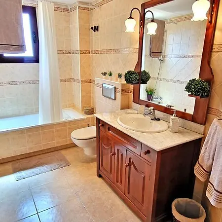 Flat Blue Ocean, Beachfront, Sea View, 1 Bedroom, Livingroom, Fast Internet * Costa Calma