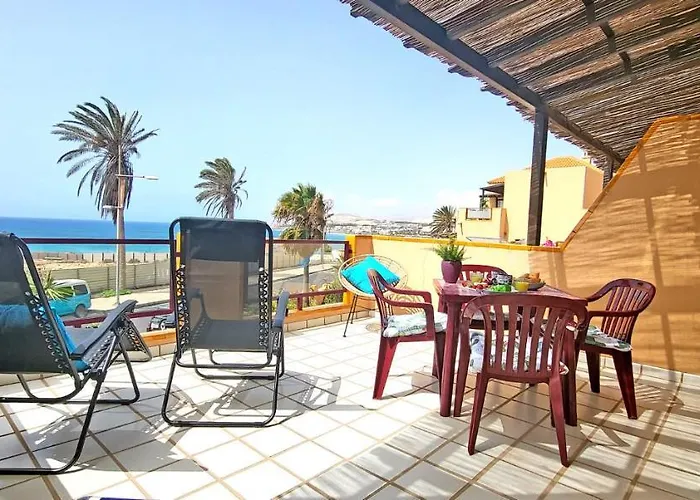 Flat Blue Ocean, Beachfront, Sea View, 1 Bedroom, Livingroom, Fast Internet